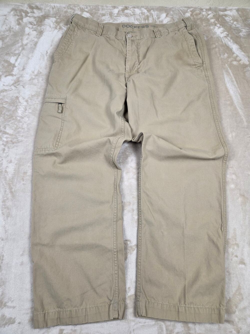 Dockers Classic Fit Cargo Pants Tan Khaki Men’s Size 36x30 Utility Gorpcore